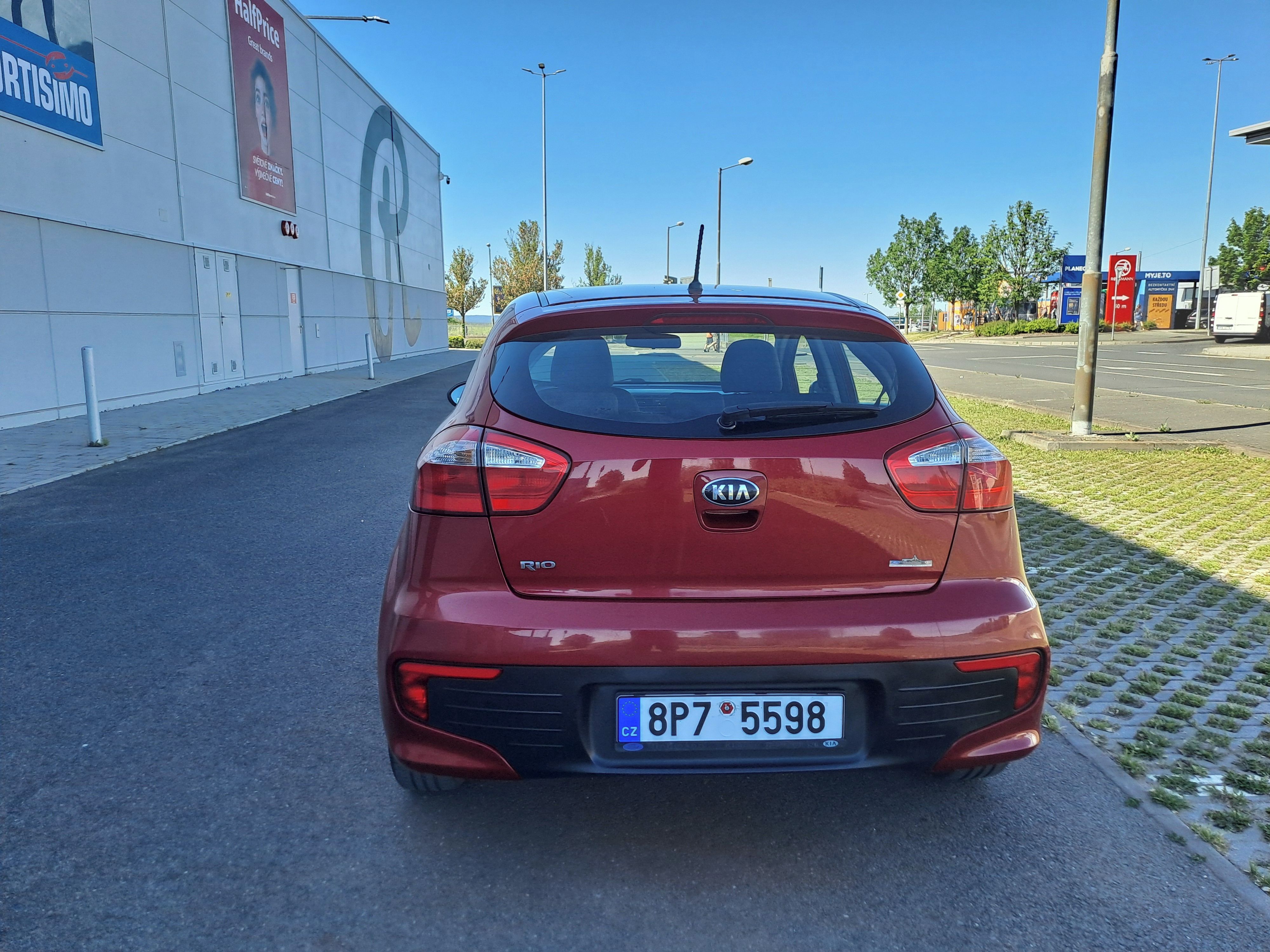 Kia Rio, 1.2i 62KW 1.MAJ EXTRA PĚKNÉ+ - fotka 6
