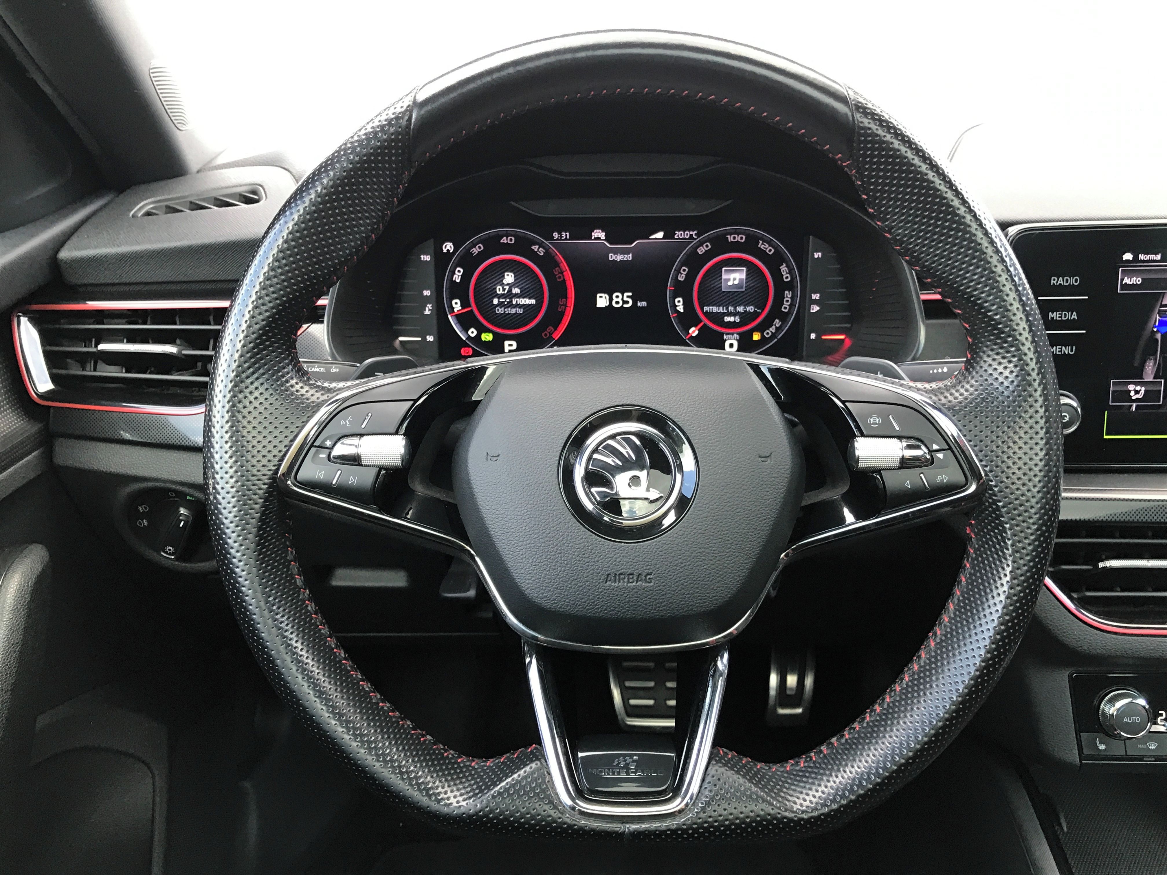 Škoda Scala, 1.6TDi 85kW 7°DSG MonteCarlo - fotka 6
