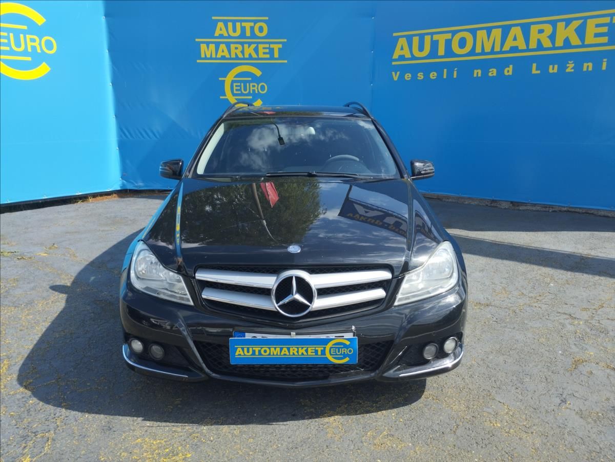 Mercedes-Benz Třídy C, 2,1 2.2 CDi 150KW - fotka 2