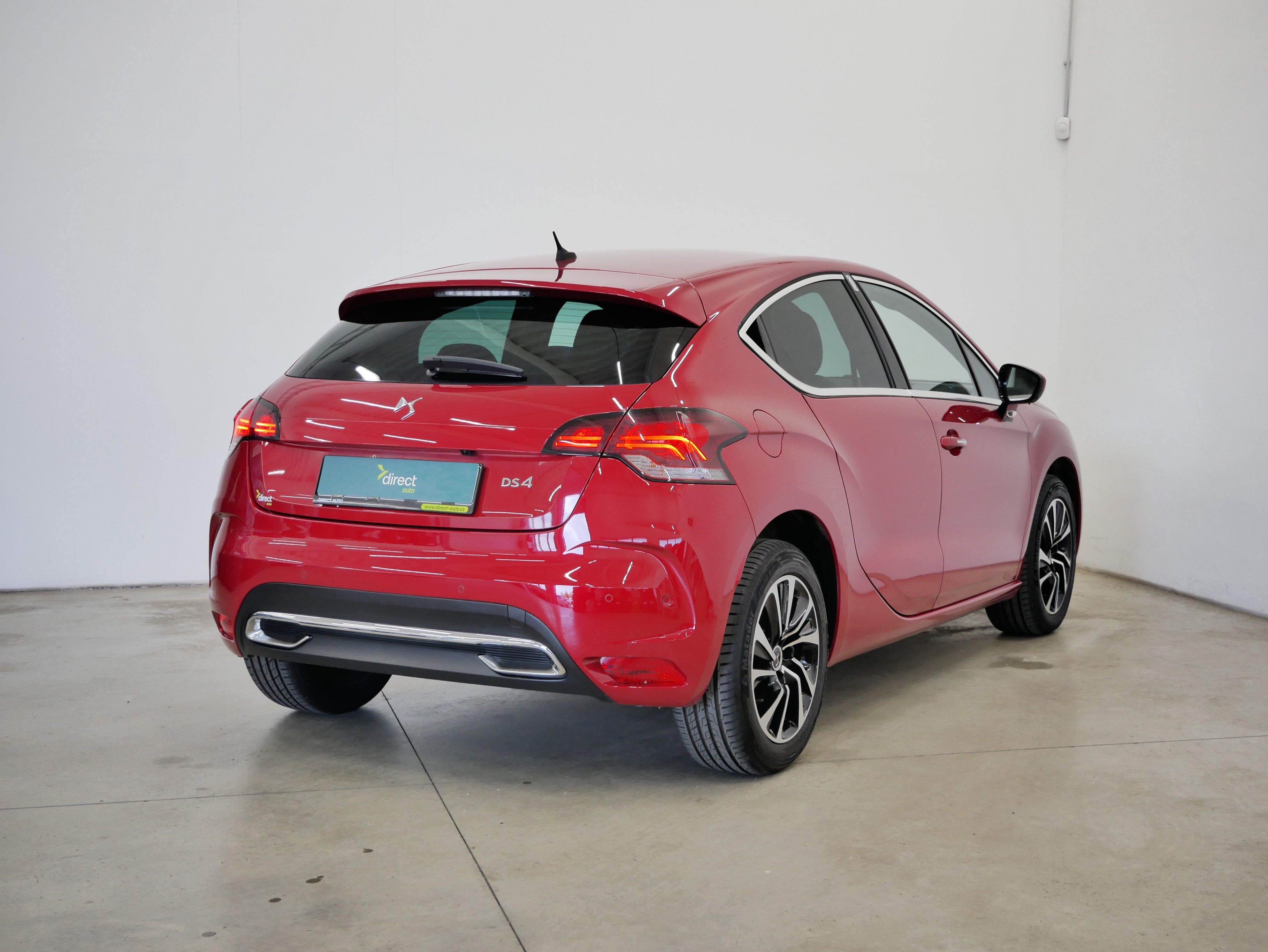 DS 4, 1.6 e-HDI 88 kW Electroshot - fotka 2