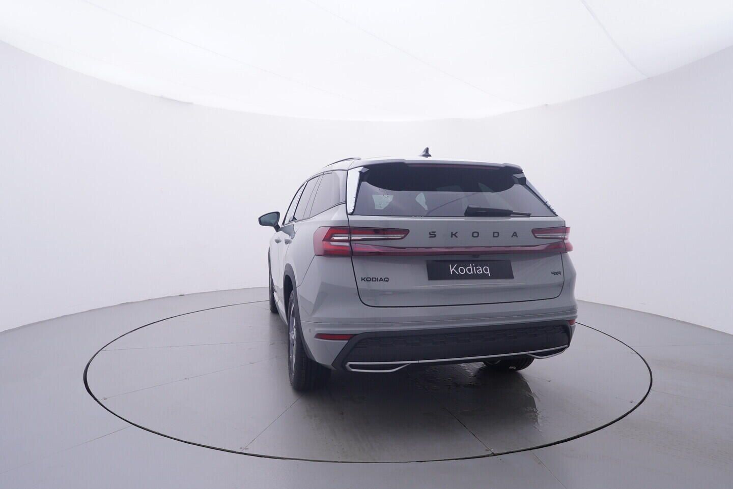 Škoda Kodiaq, Sportline 2.0 TDI 4x4 142 kW - fotka 4