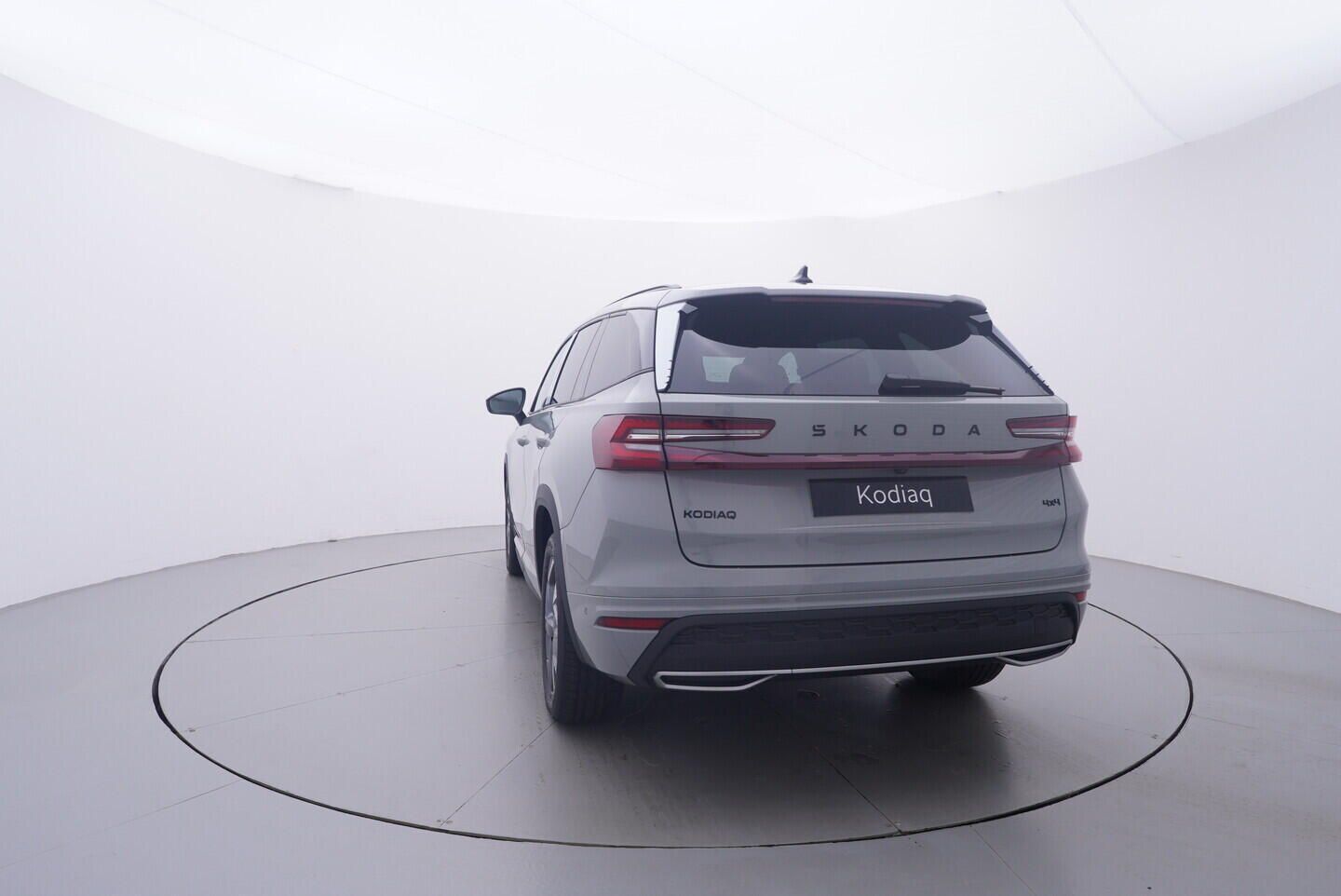 Škoda Kodiaq, Sportline 2.0 TDI 4x4 142 kW - fotka 4