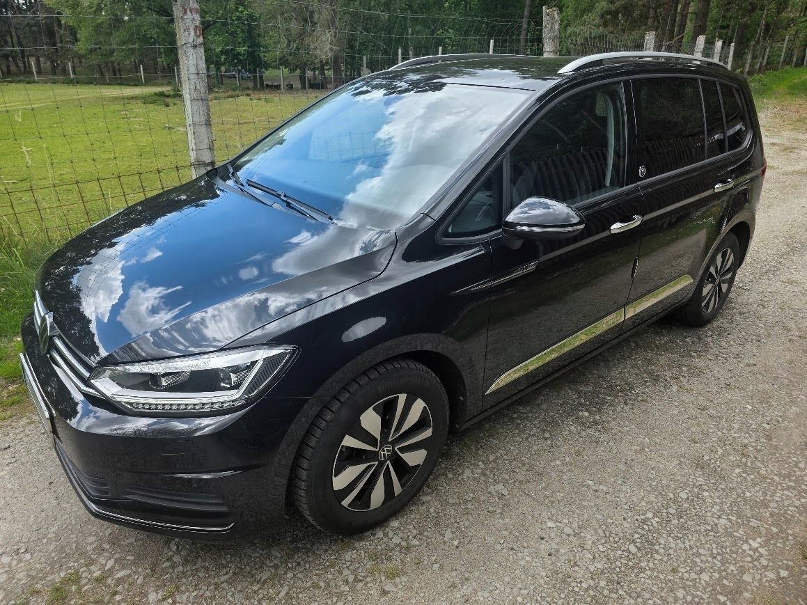 Volkswagen Touran, 1,5 TSI DSG7, 7 míst, tažné