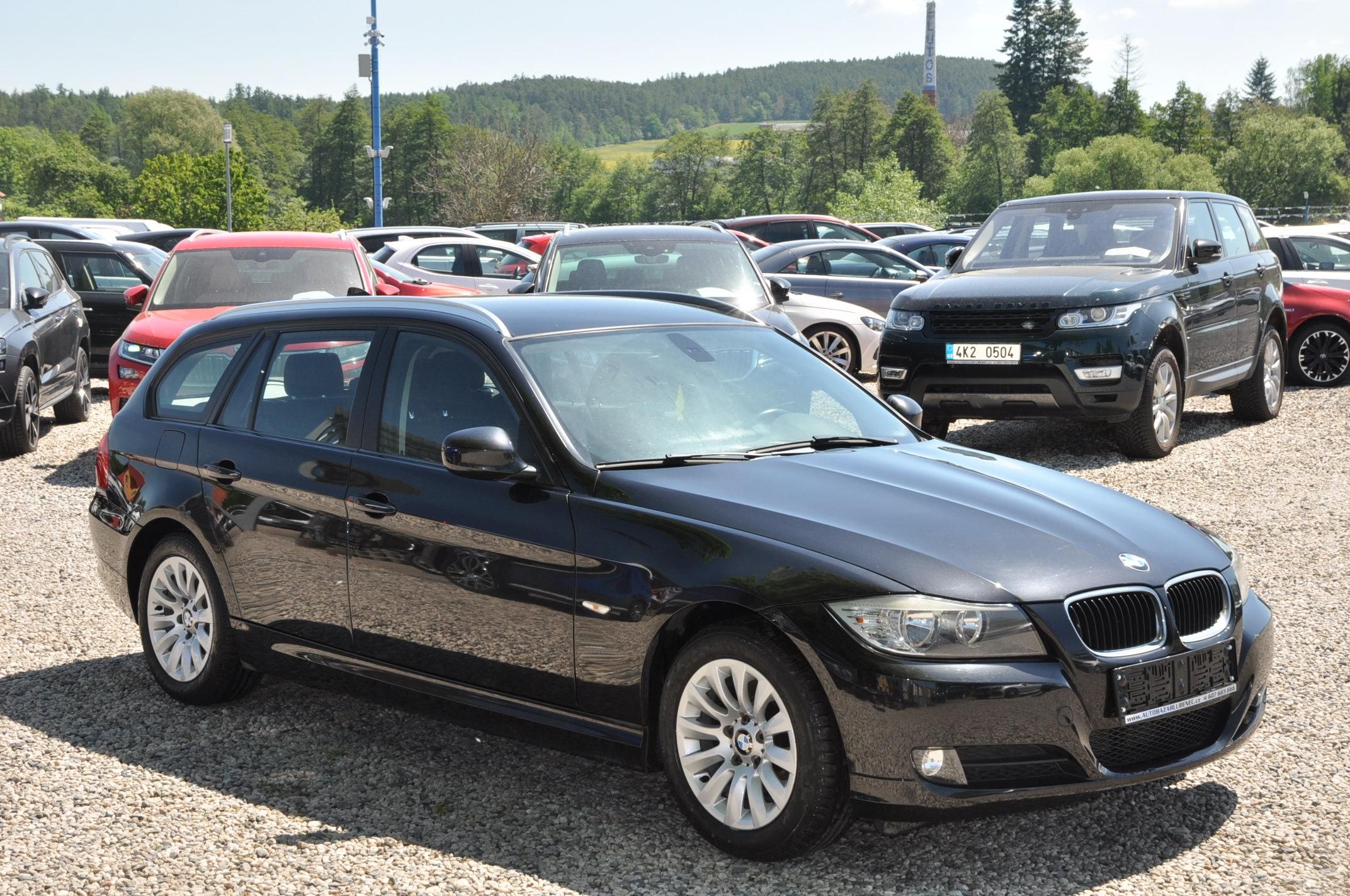 BMW Řada 3, 318d 105kW KOMBI - fotka 2