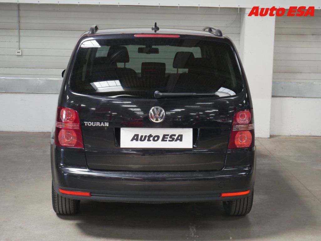 Volkswagen Touran, 1.6i - fotka 5