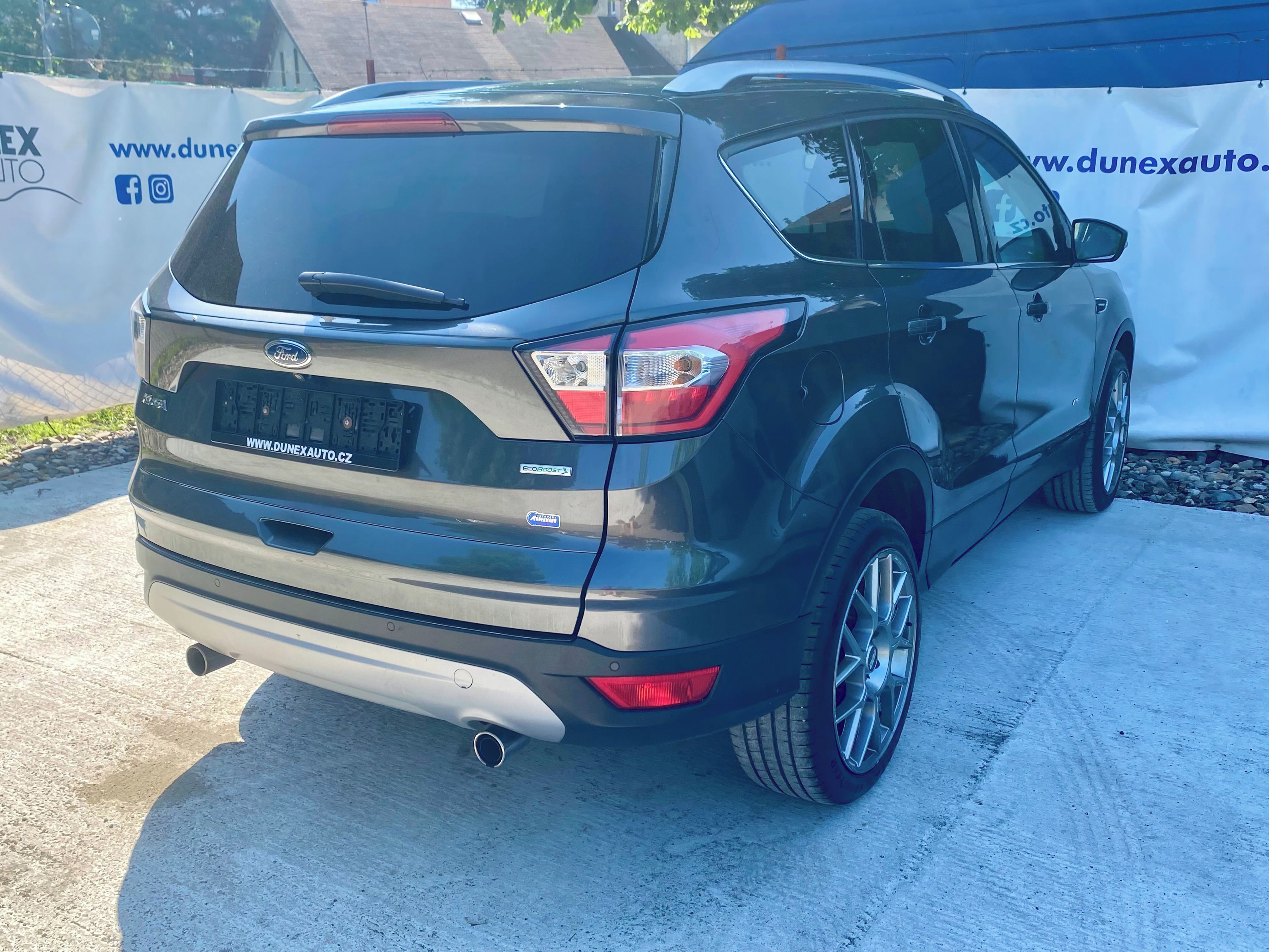 Ford Kuga, 4x4, 1.5, 134kW, AUTOMAT - fotka 3