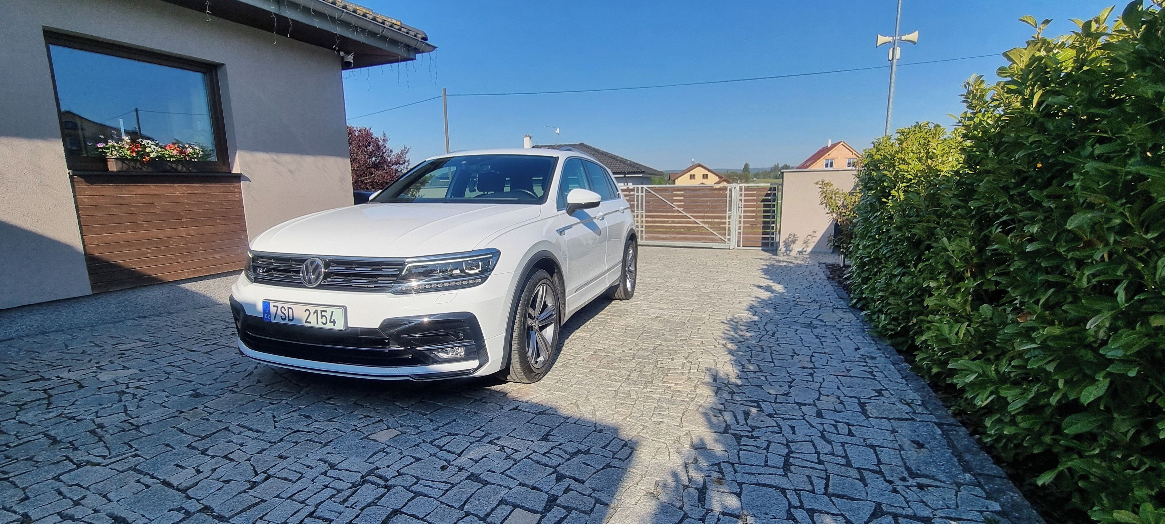 Volkswagen Tiguan, R-line jako nový 57xxxxkm - fotka 6