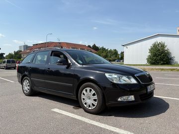 Škoda Octavia II 1.6 TDI 77 kW