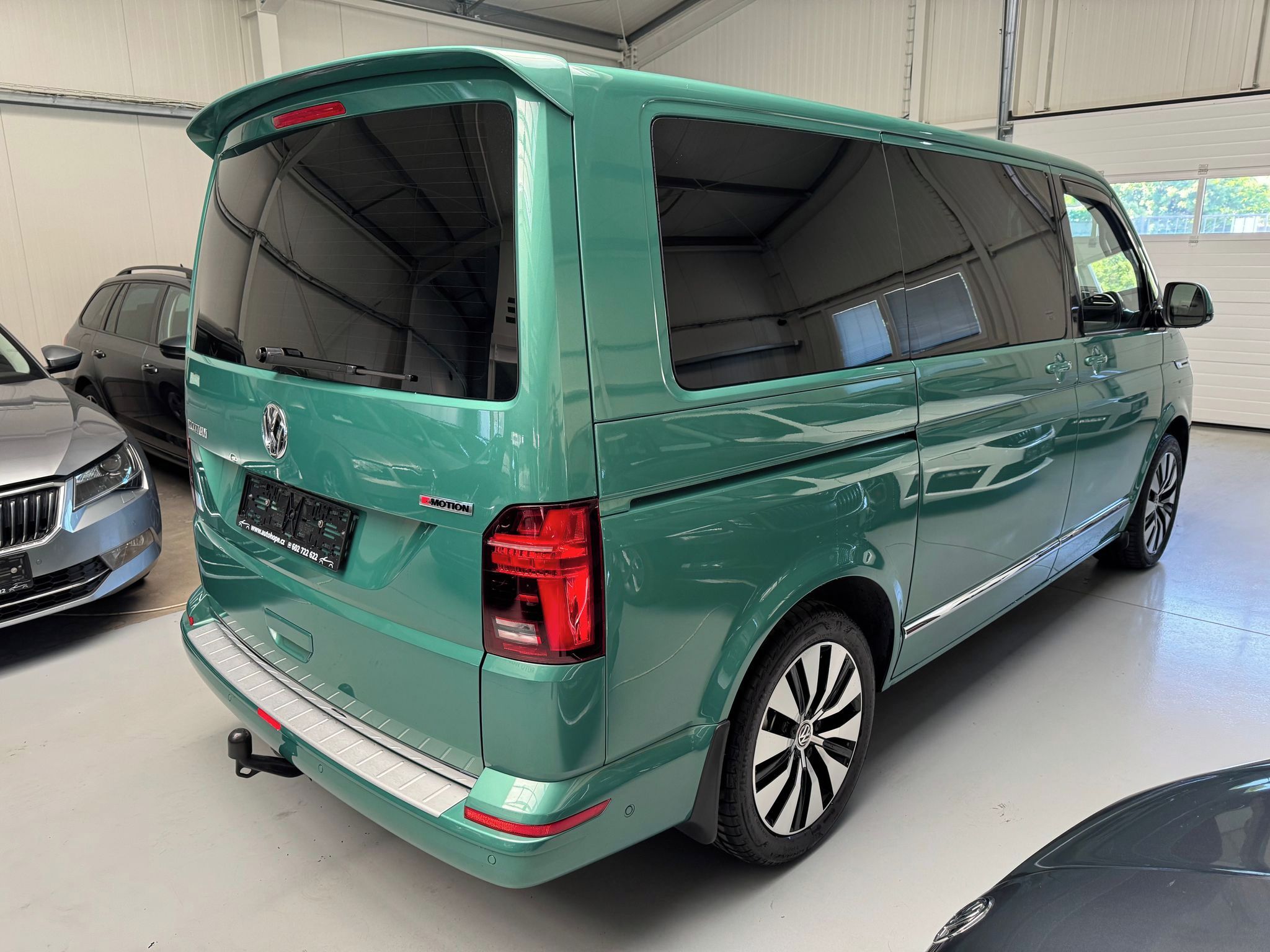 Volkswagen Multivan, 2.0TDI 150KW Highline 4MOT DSG - fotka 6