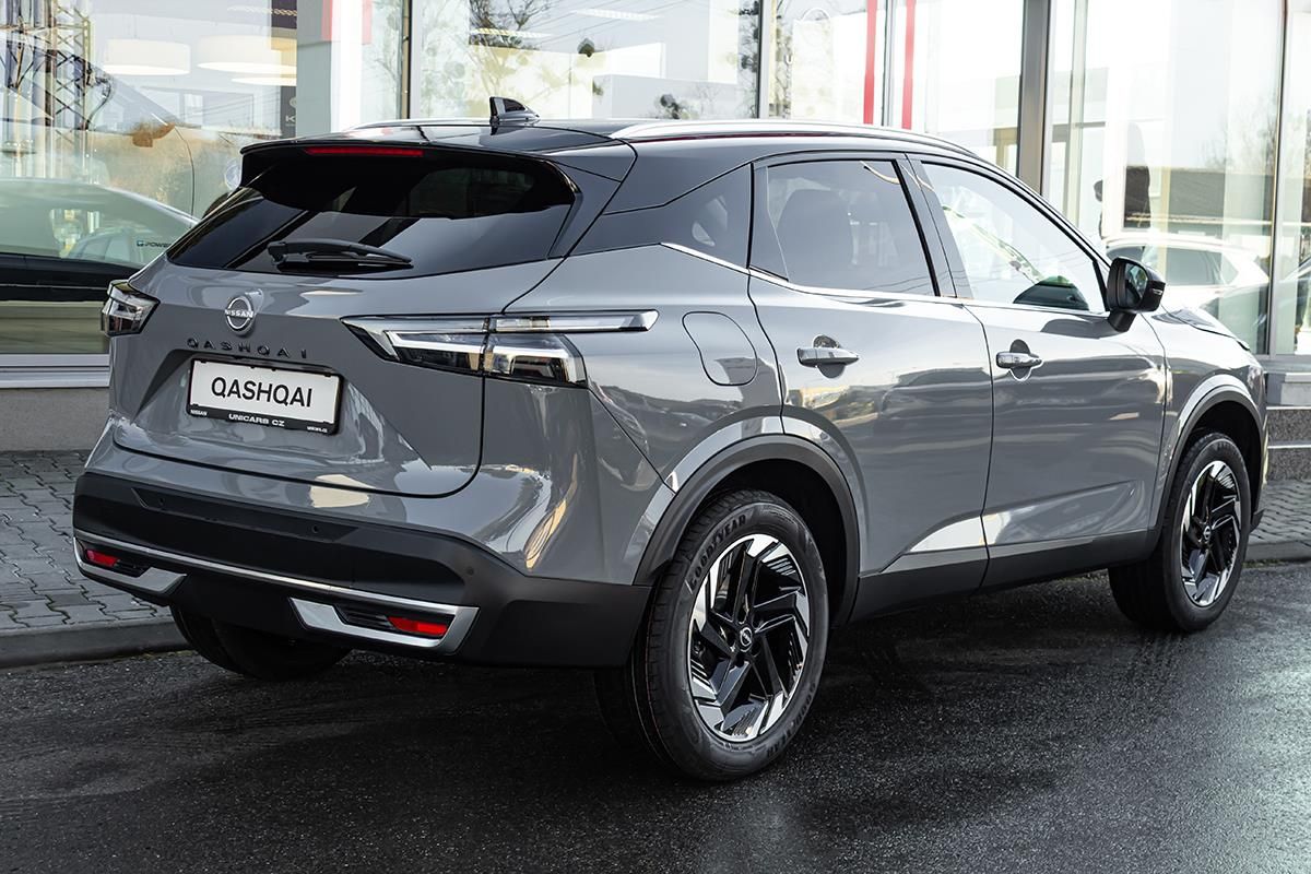 Nissan Qashqai, 1,3 DIG-T X-TRONIC N-CONNECTA - fotka 5