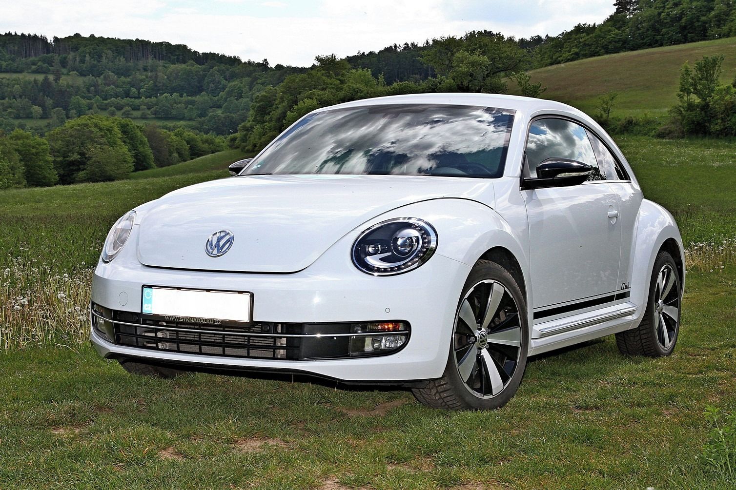 Volkswagen Beetle, CLUB edice, 2.0TDI 81KW, EURO6 - fotka 3