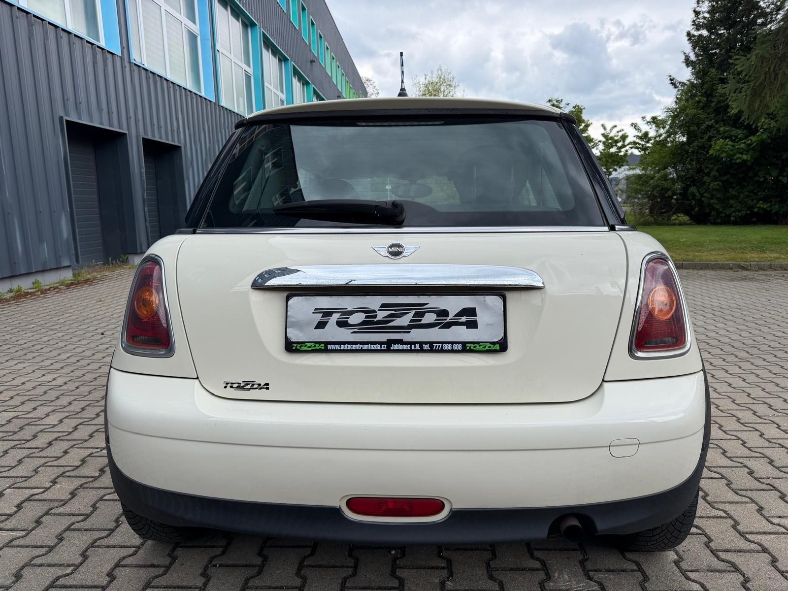 Mini One, 1,6i - fotka 4