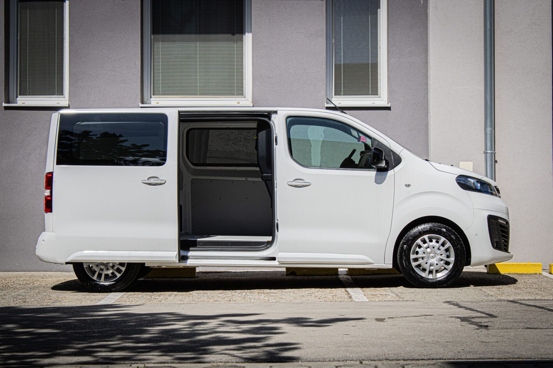 Opel Vivaro - fotka 5