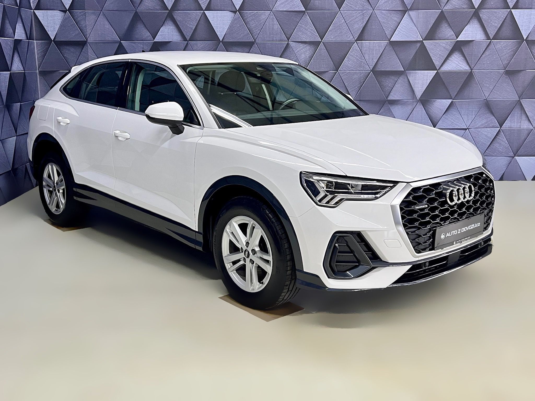 Audi Q3, 35TDI QUATTRO SB, VIRTUAL, LED - fotka 4