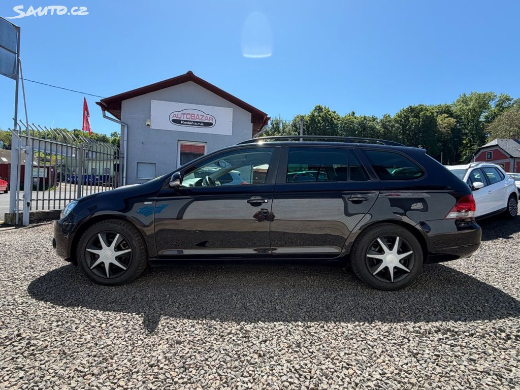 Volkswagen Golf, VI KOMBI 1,2, SERVISKA, VÝBAVA