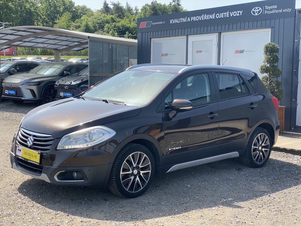 Suzuki SX4 S-Cross, 1.6i, tažné, klima, automat - fotka 4