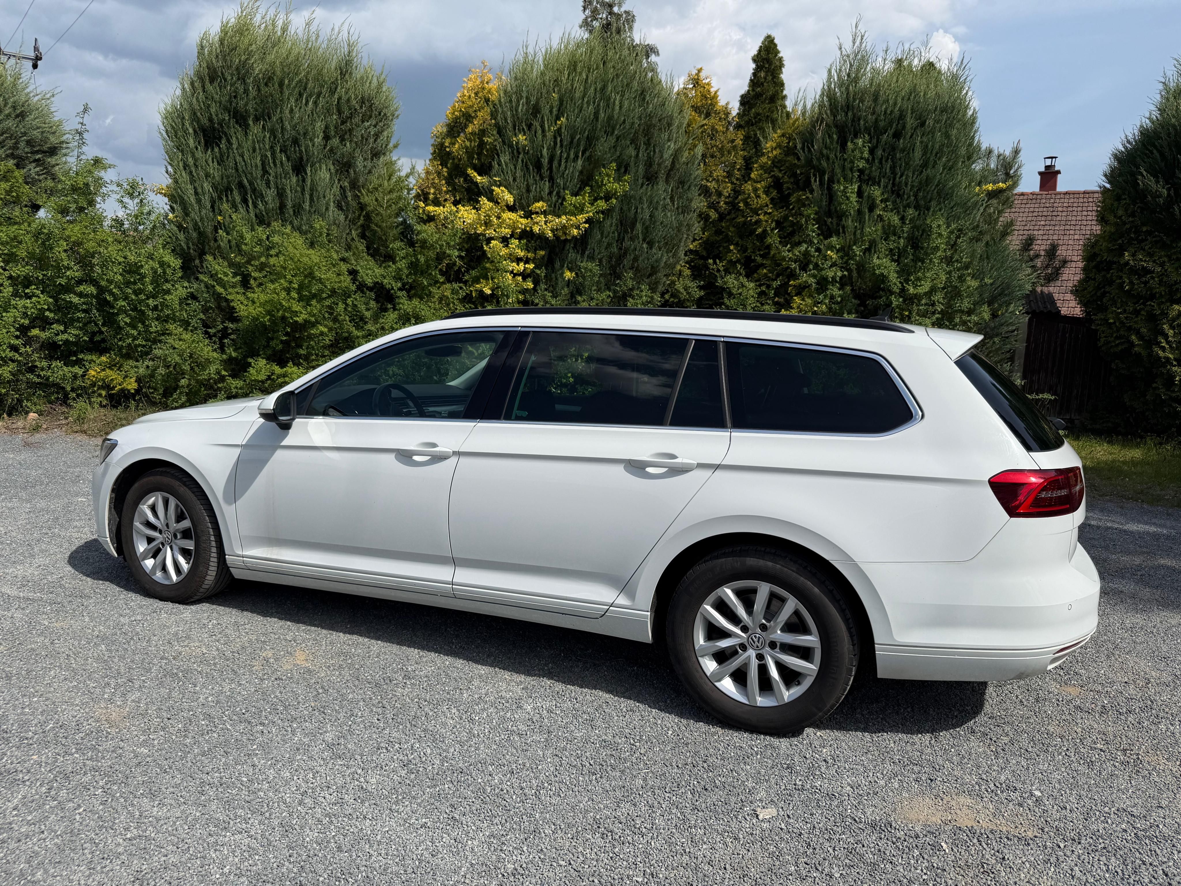 Volkswagen Passat, VW Passat 1.6 TDI - fotka 3