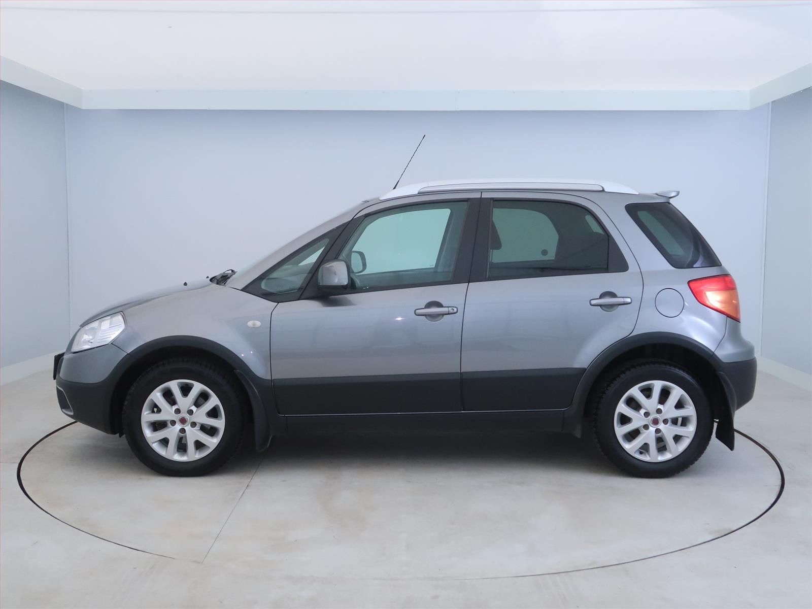 Fiat Sedici, 1.6, 4X4, Serv.kniha - fotka 3