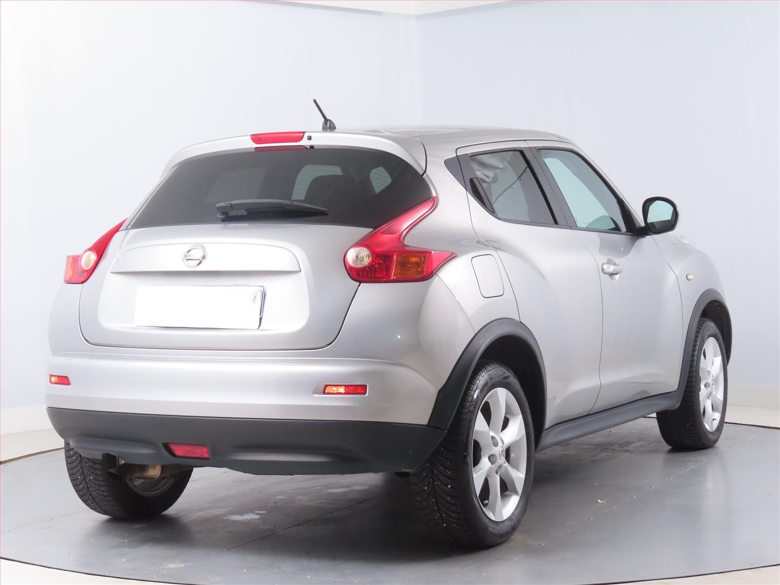 Nissan Juke, 1.6 DIG-T, Automatická klima - fotka 5