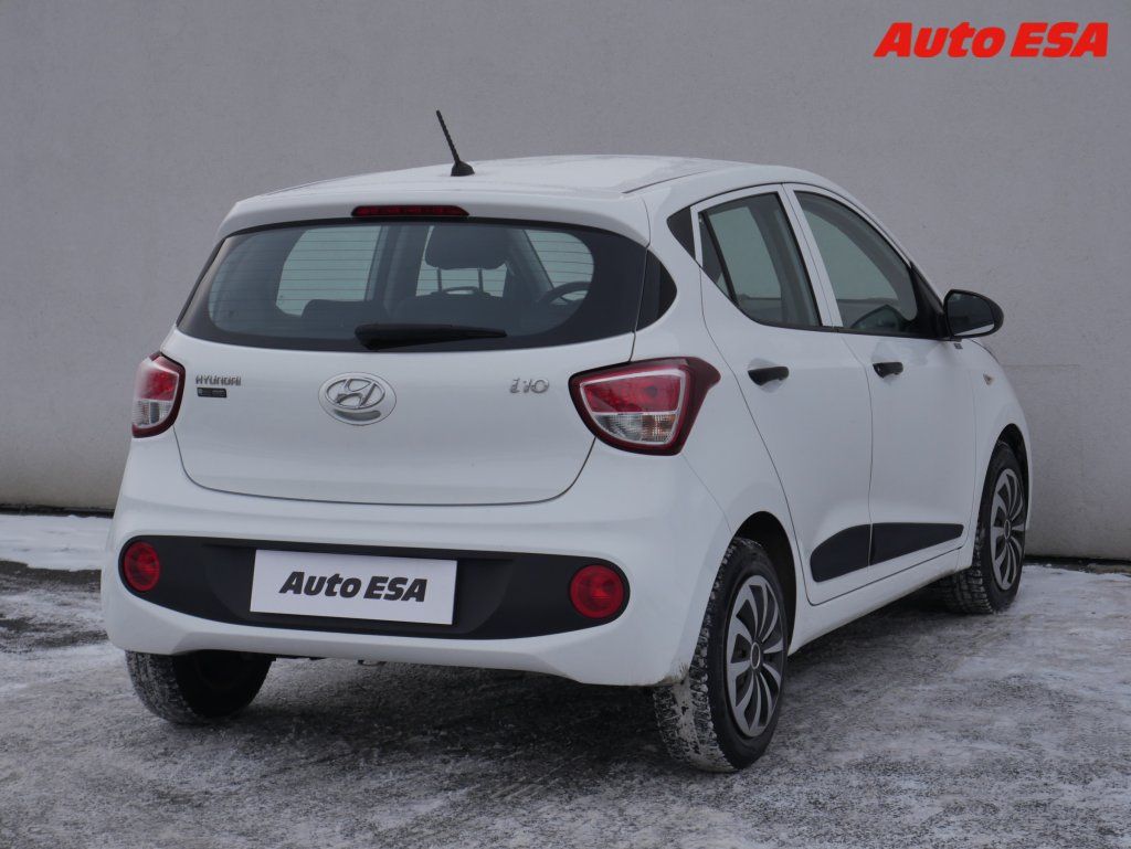 Hyundai i10, 1.0i,ČR,AC - fotka 4