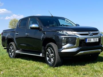 Instyle, AT, 4x4, DPH, 1. maj.