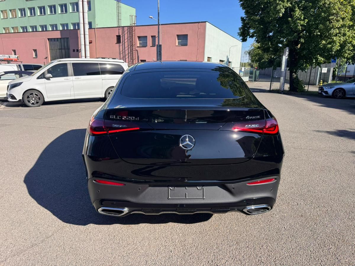 Mercedes-Benz GLC, 220 d 4MATIC kupé - fotka 6