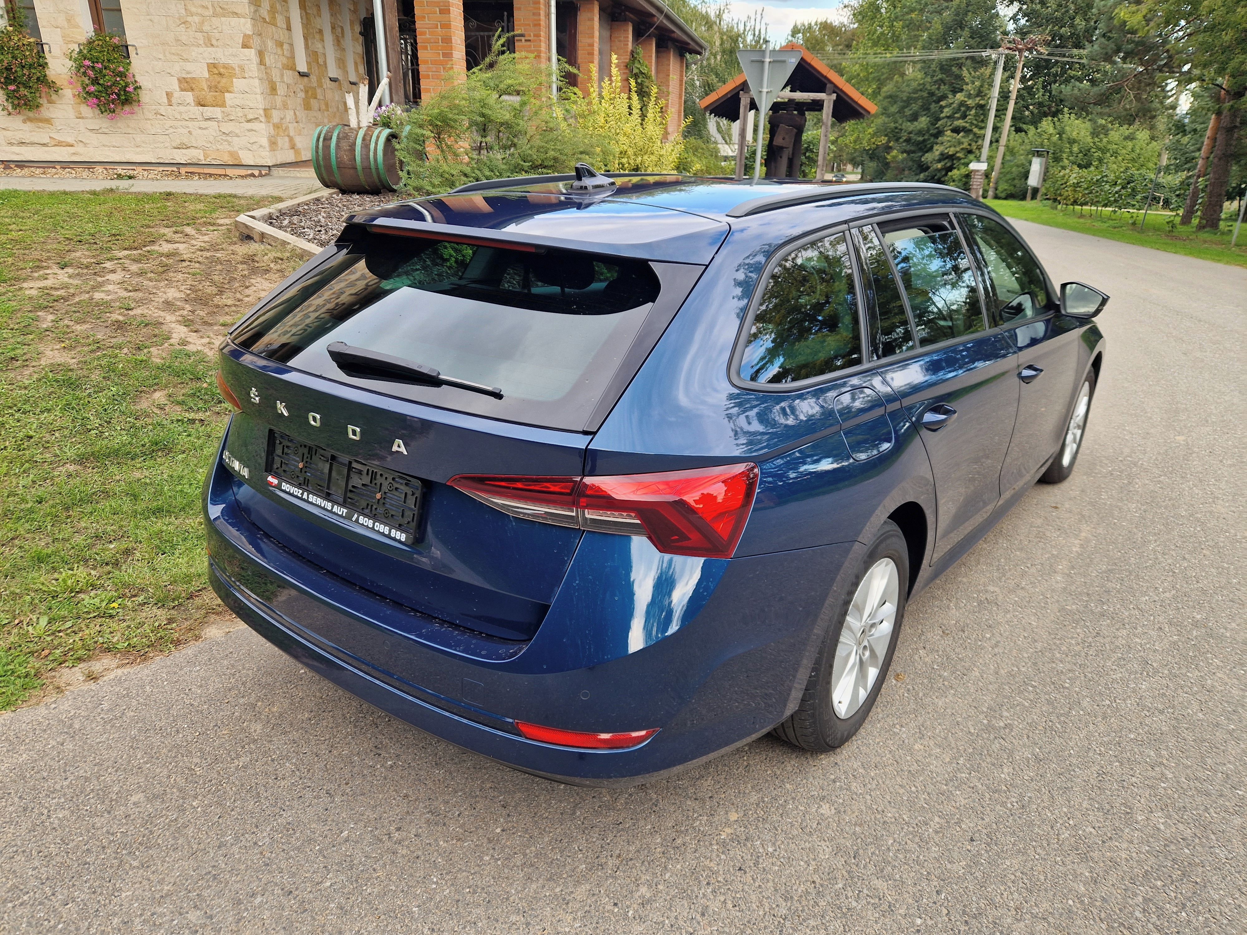 Škoda Octavia, Škoda Octavia Combi IV 2,0 TDI - fotka 3