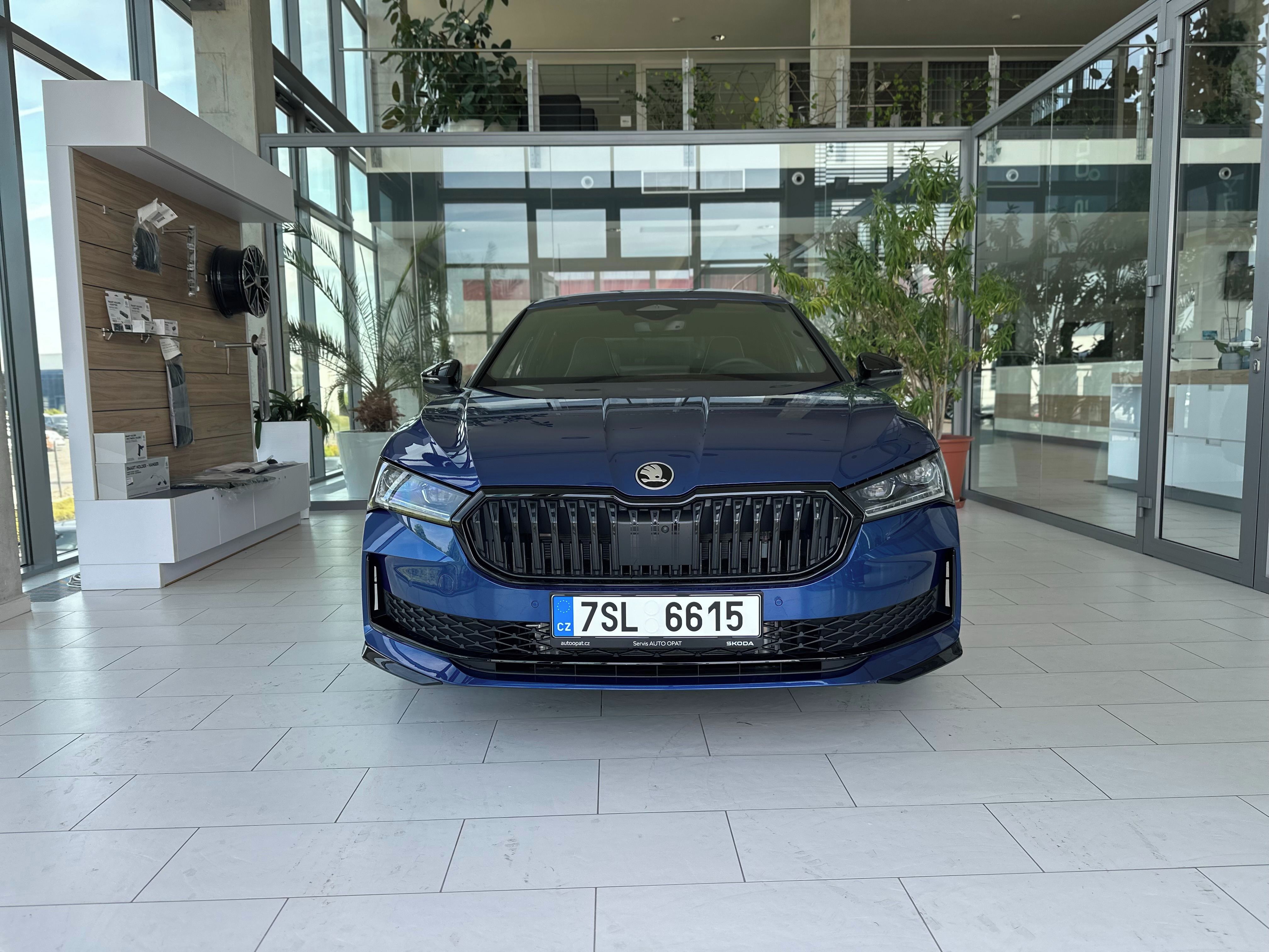 Škoda Superb, Sportline 2,0 TDI 142 kW 4x4 - fotka 2