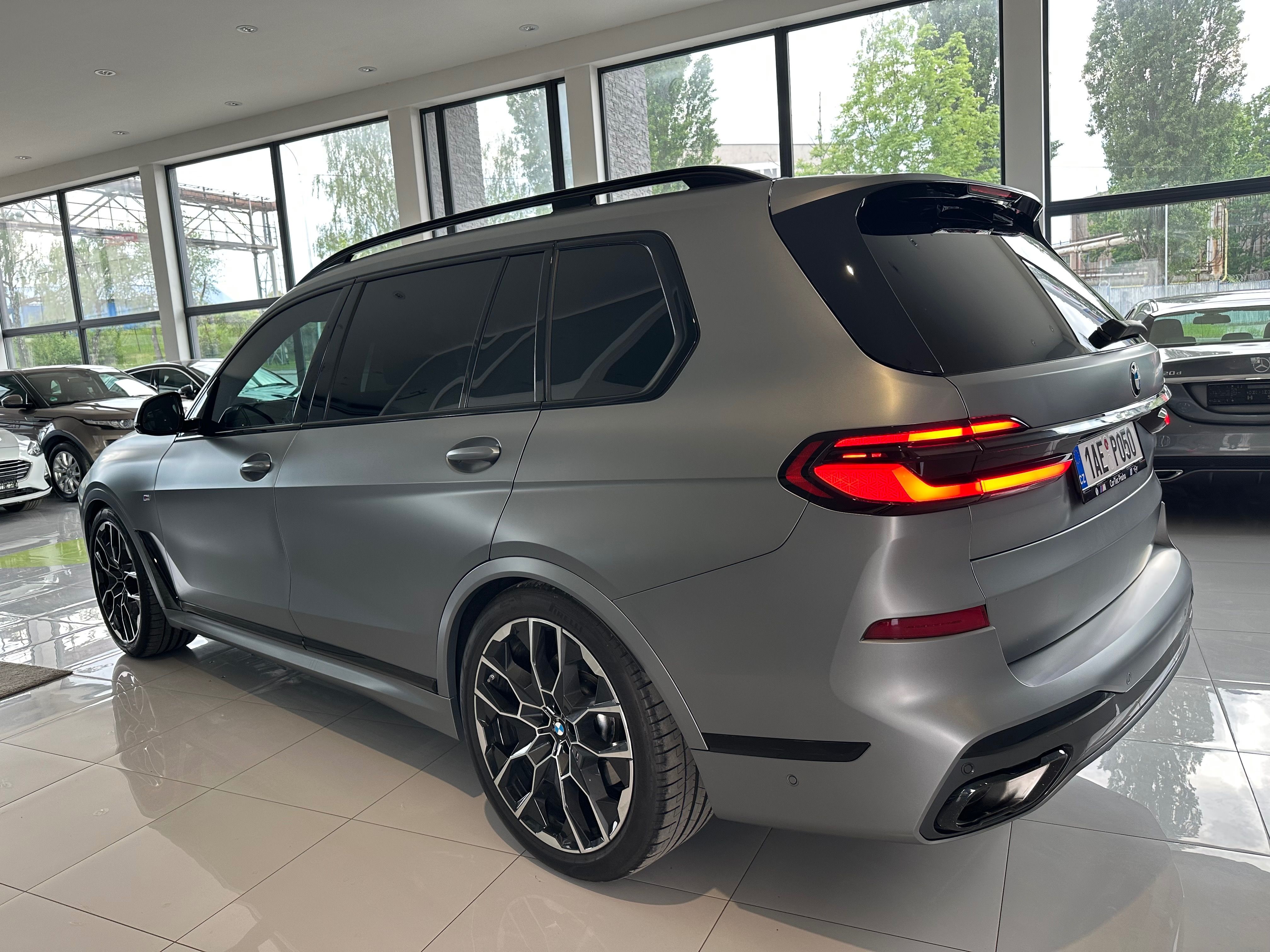 BMW X7, XDRIVE40D - fotka 5