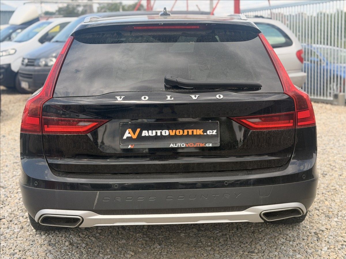 Volvo V90, 2,0 CROSS COUNTRY DPH NOVÉ ČR - fotka 6