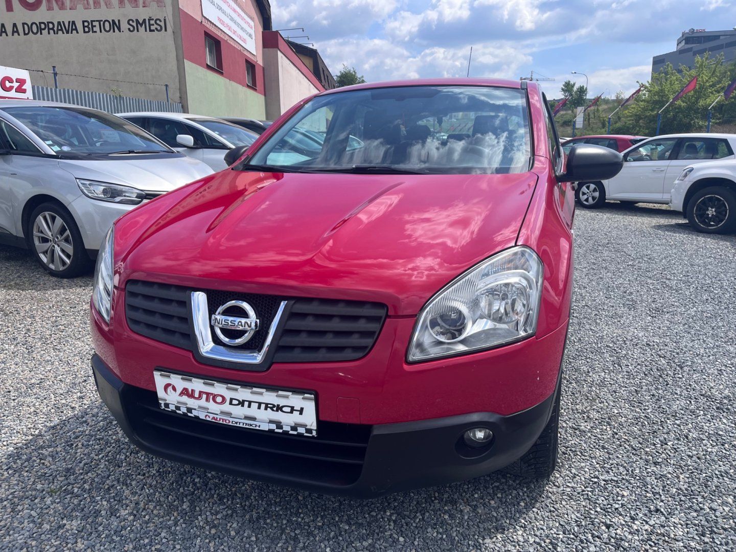 Nissan Qashqai, 1.6i 16V - fotka 2