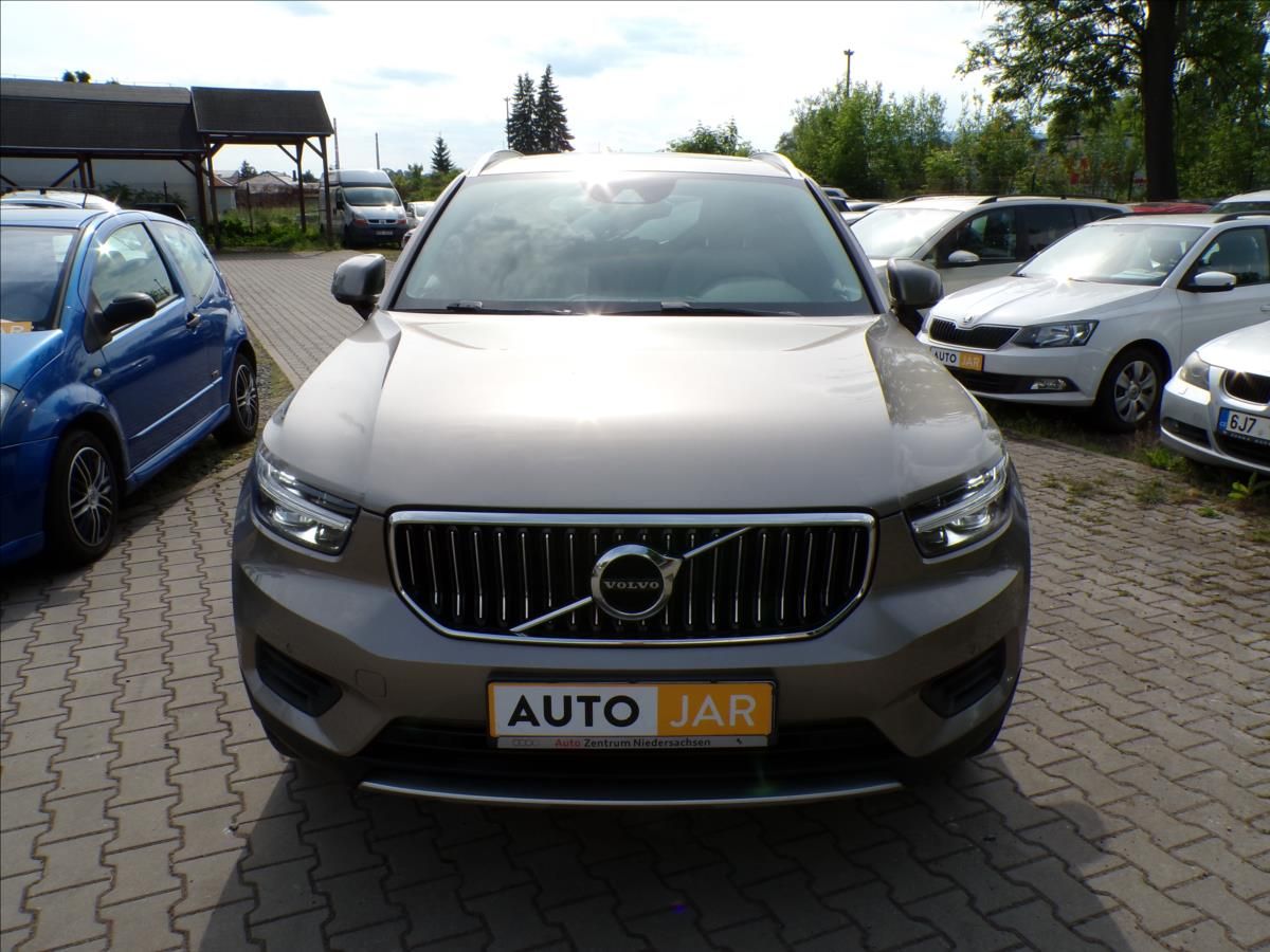 Volvo XC40, 2,0 D3  INSCRIPTION - fotka 2