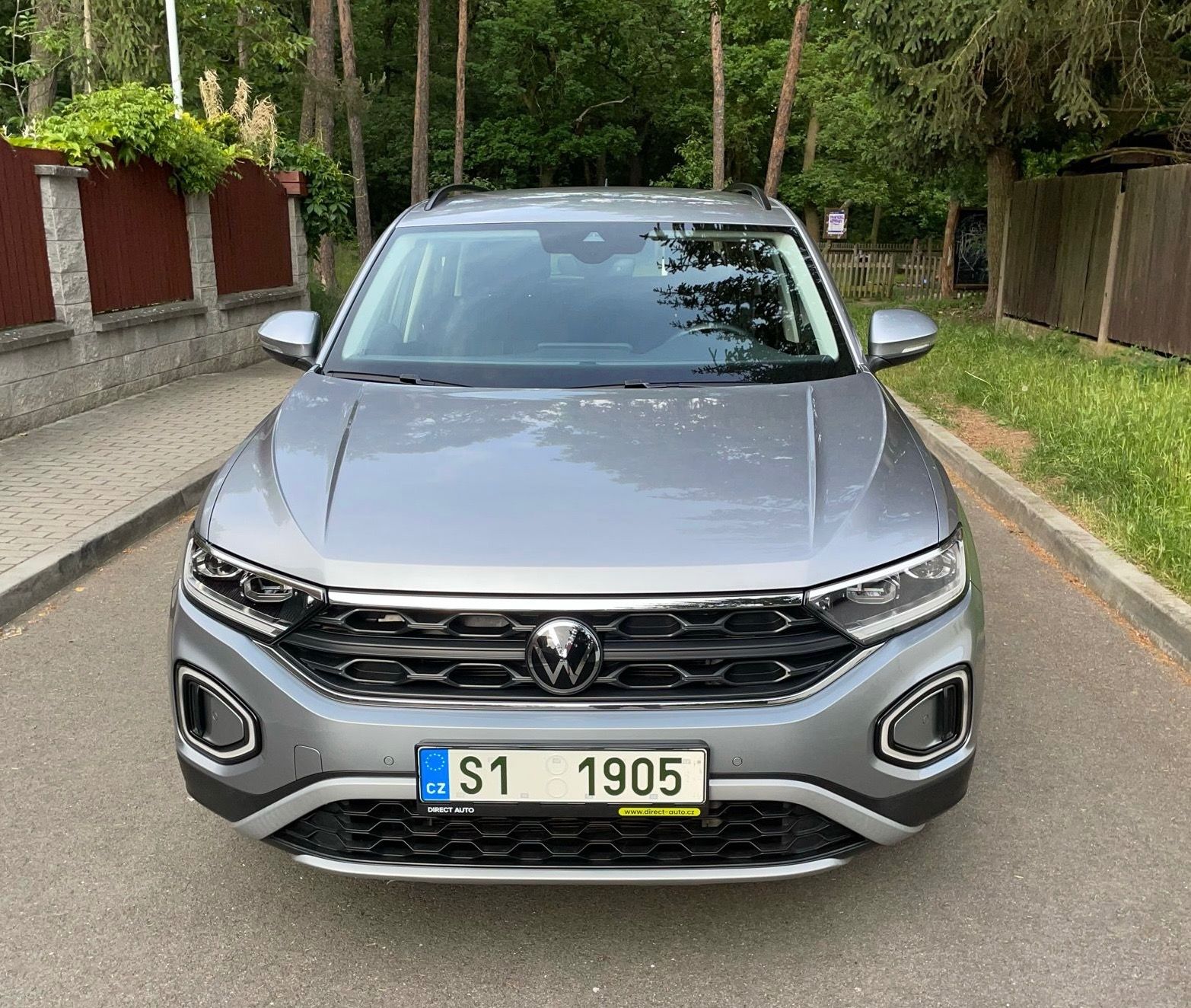 Volkswagen T-Roc, 1,0 Tsi 81 kW, perfektní,1.maj - fotka 3