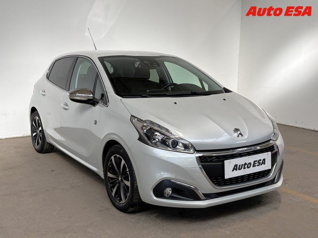 Peugeot 208, 1.2