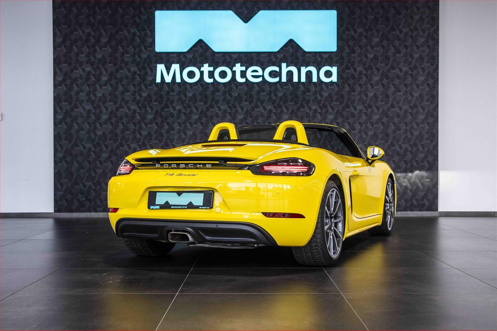 Porsche 987 Boxster, 718 - fotka 5