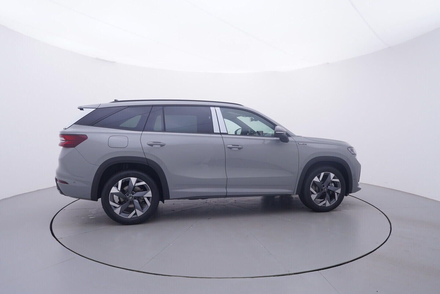 Škoda Kodiaq, Sportline 2.0 TDI 4x4 142 kW - fotka 6