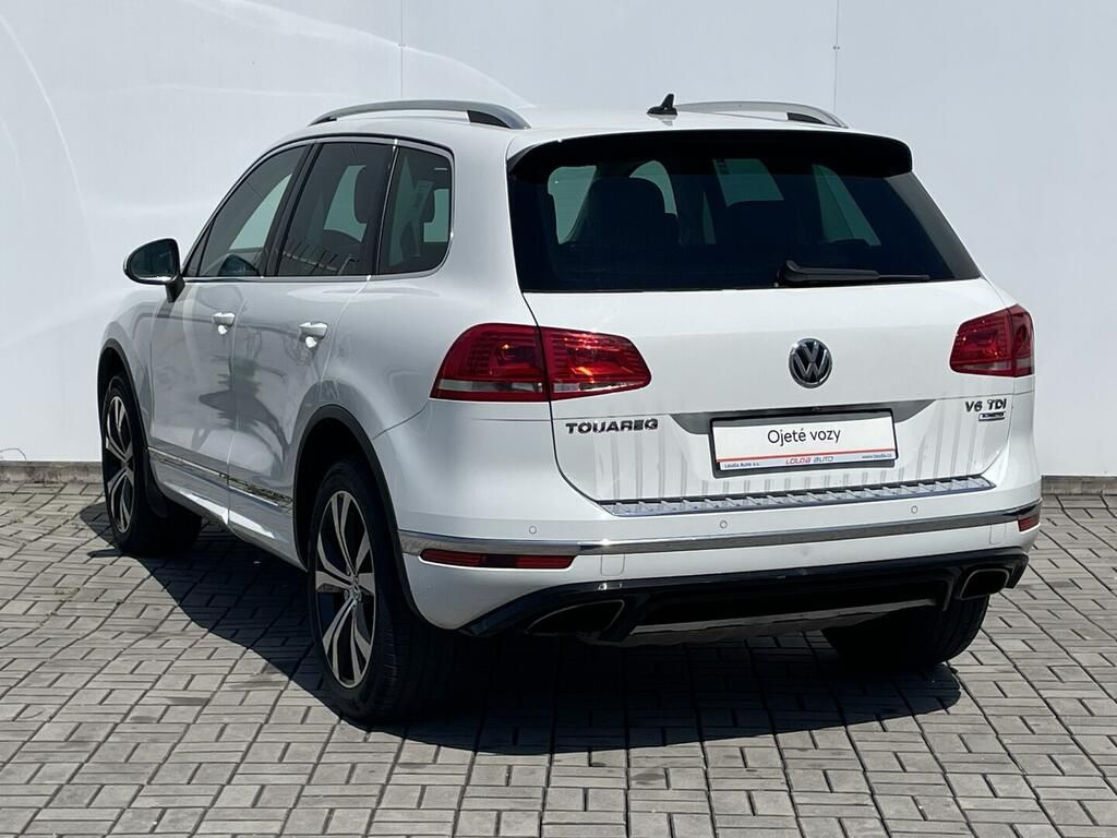Volkswagen Touareg, R-Line 3.0 TDI 193 kW - fotka 6