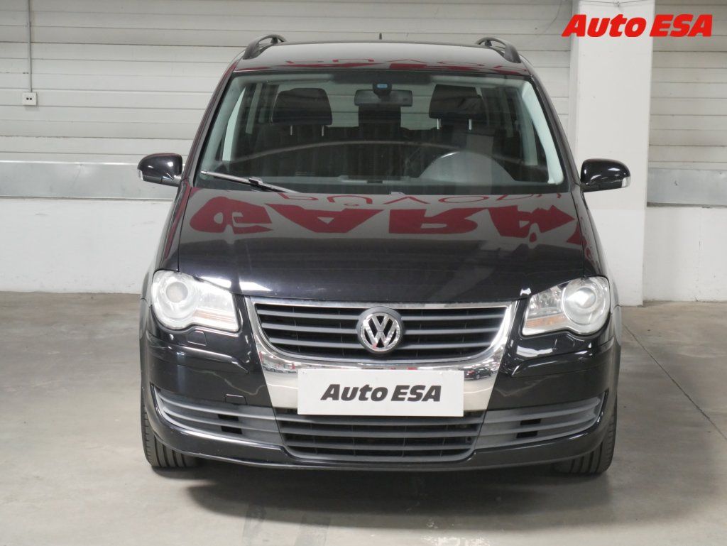 Volkswagen Touran, 1.6i - fotka 2