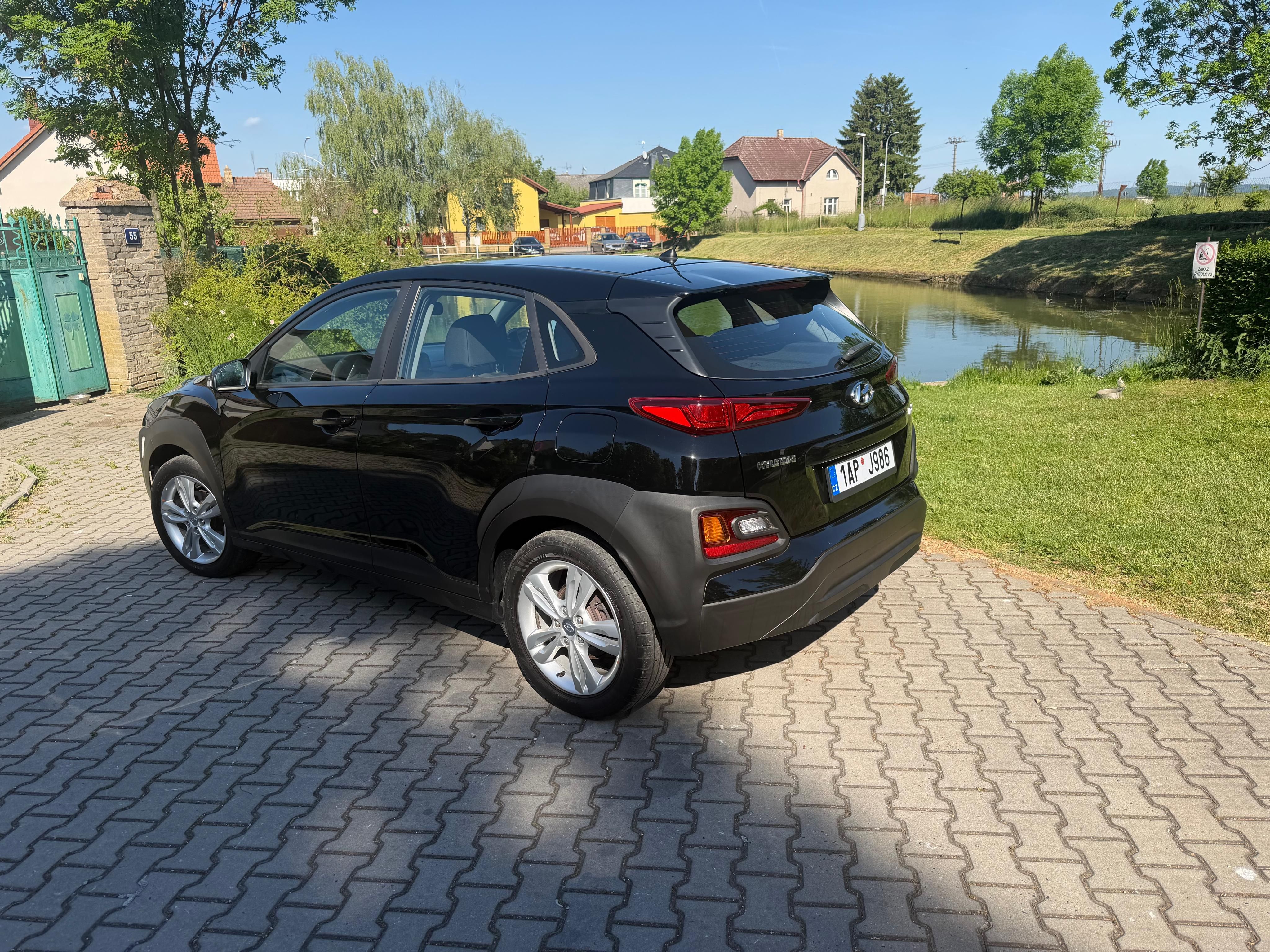 Hyundai Kona, 1.0 T-GDI - fotka 4