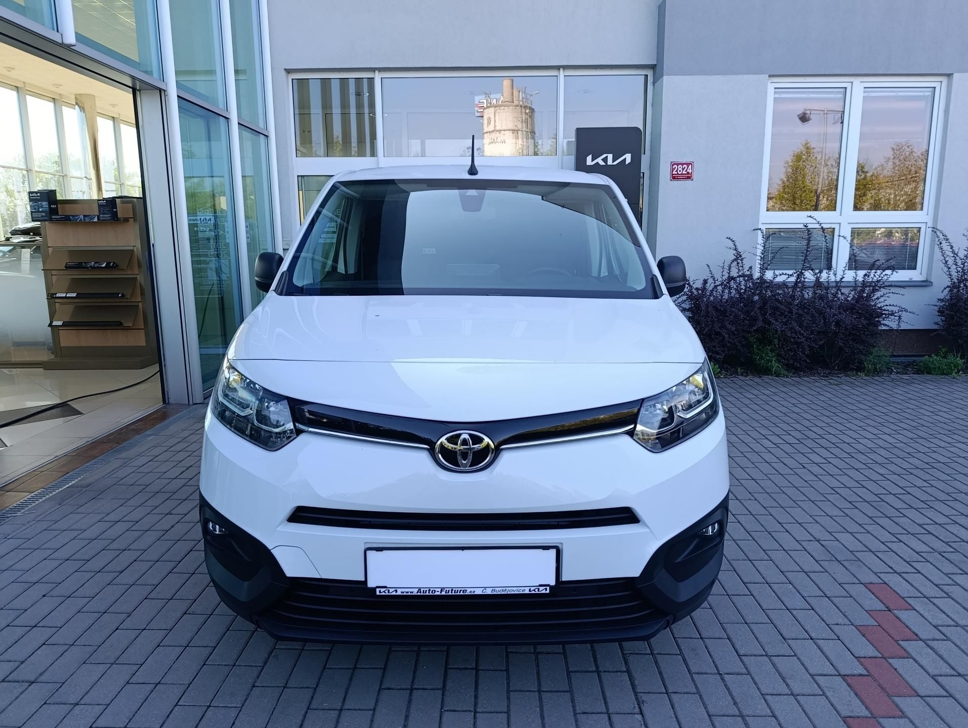 Toyota Proace City, 1.5 96kw ČR 1. MAJITEL - fotka 2