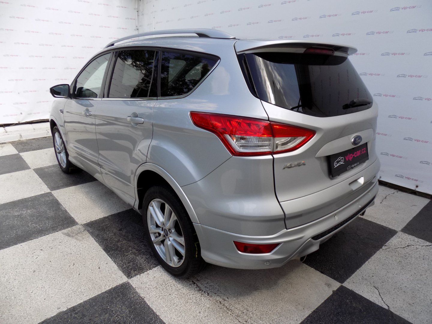 Ford Kuga, 2.0TDCi/Individual/AWD/AT/ - fotka 3