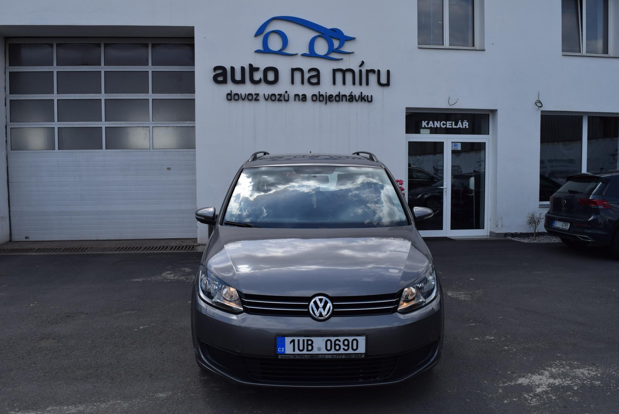 Volkswagen Touran, 1.6TDI 77kw TRENDLINE BMT NAV - fotka 3