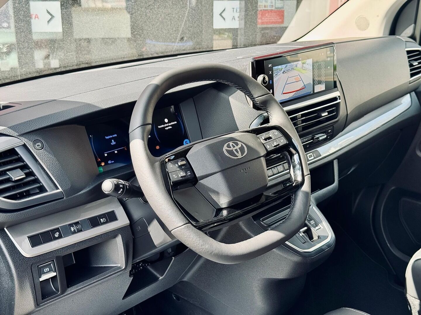 Toyota Proace Verso, L2 2.2L VIP - fotka 6