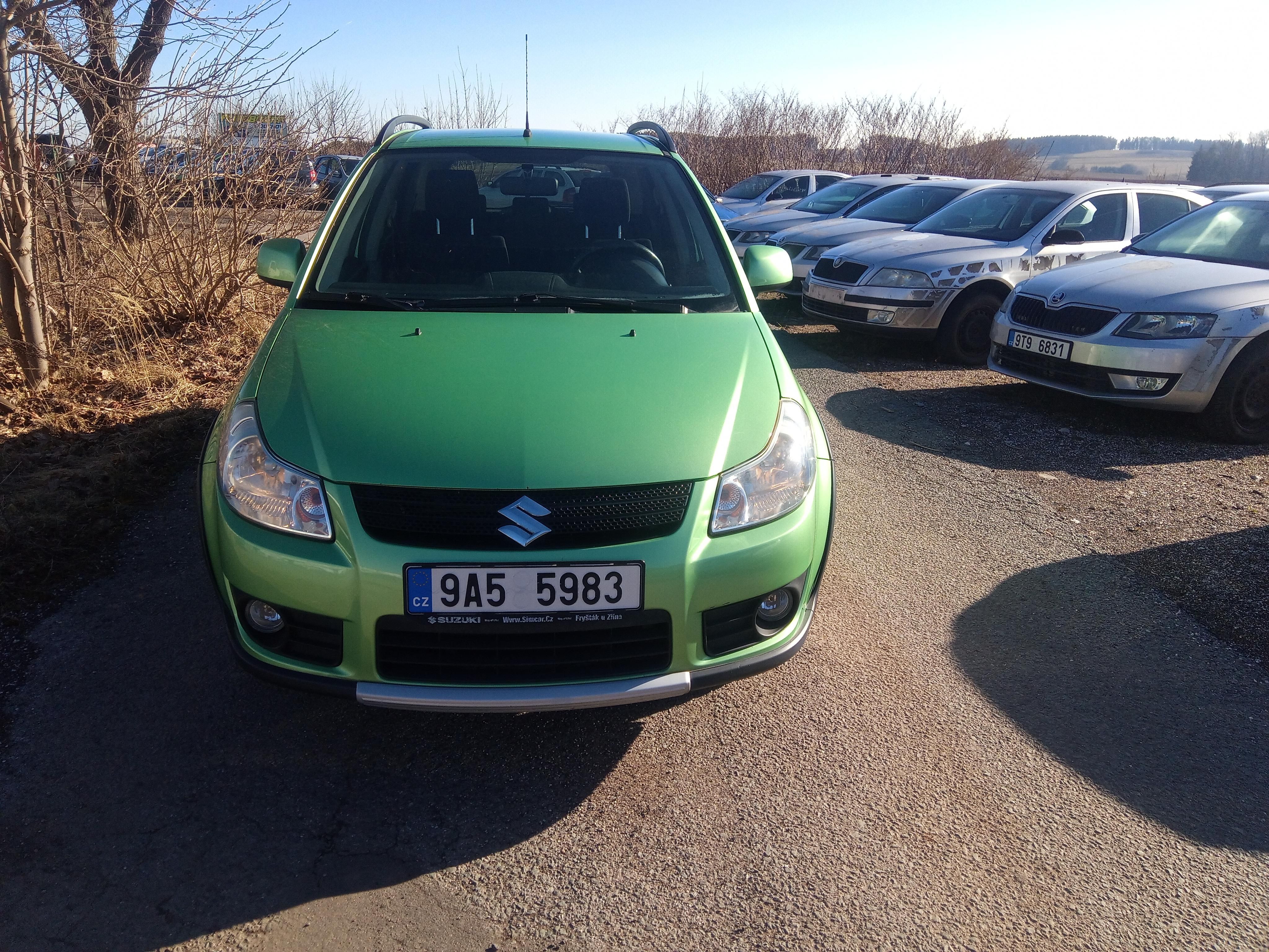 Suzuki SX4, 1,6 16 V po prvním majiteli - fotka 2