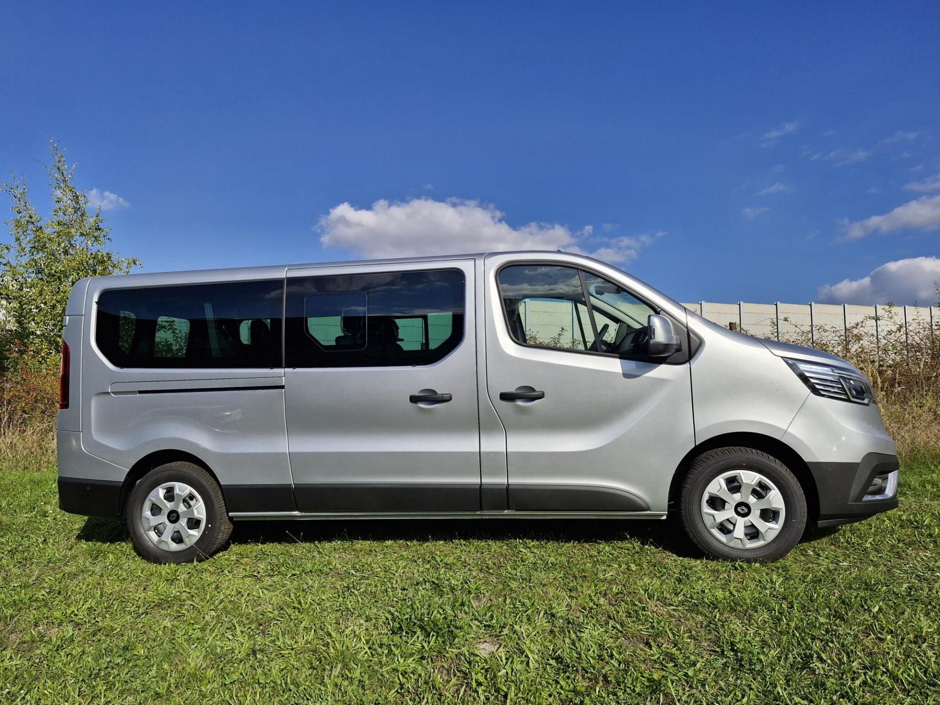 Renault Trafic, L2 Equilibre 150k 8míst - fotka 4