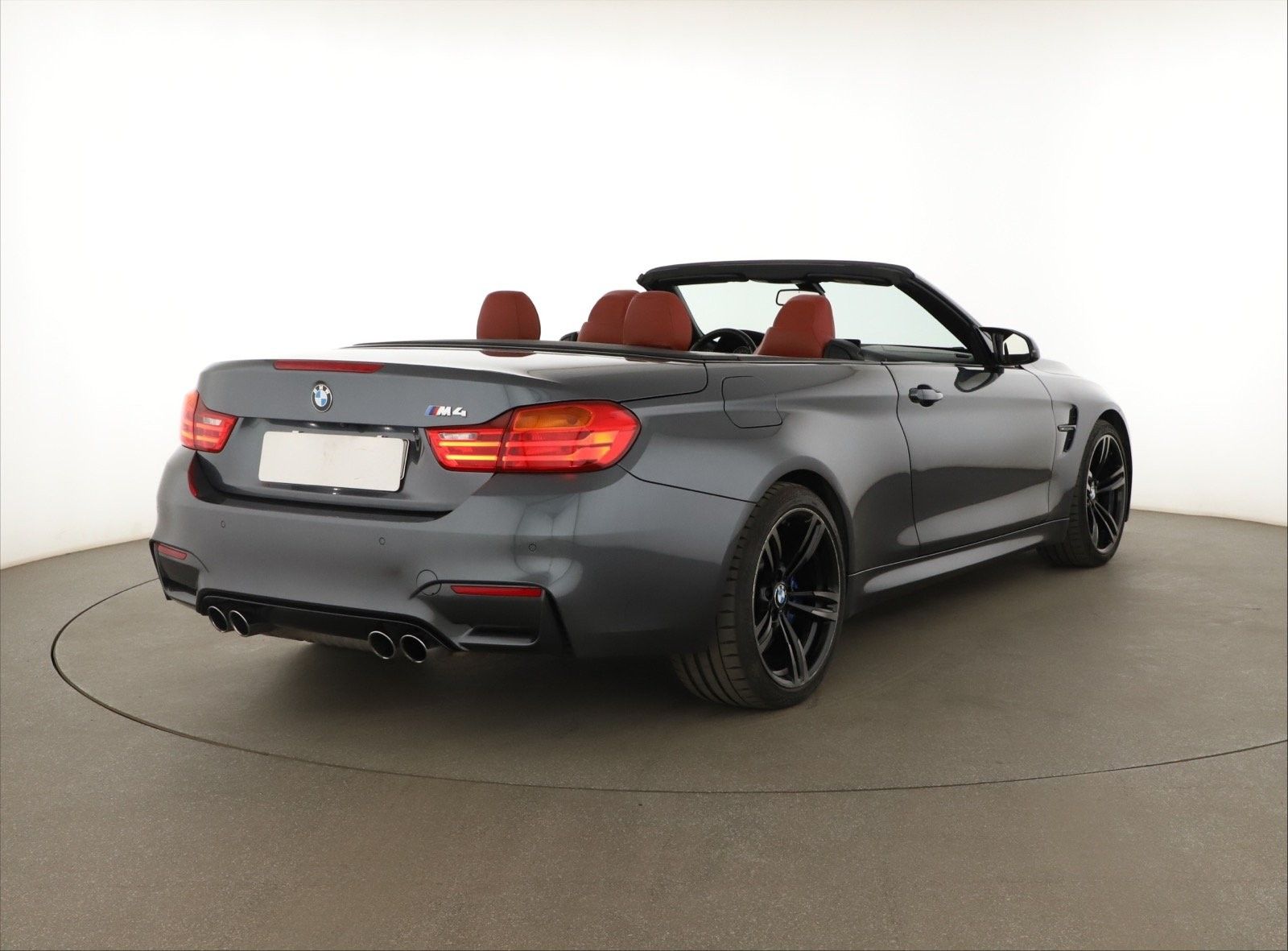 BMW M4, M4, ČR, DPH, 2. Majitel - fotka 5