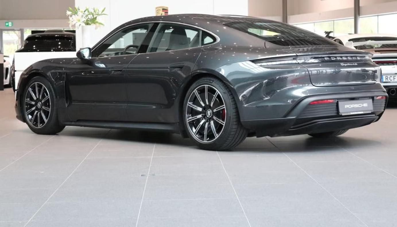 Porsche Taycan, 4S DD AWD Matrix vzd. odpruž. - fotka 2