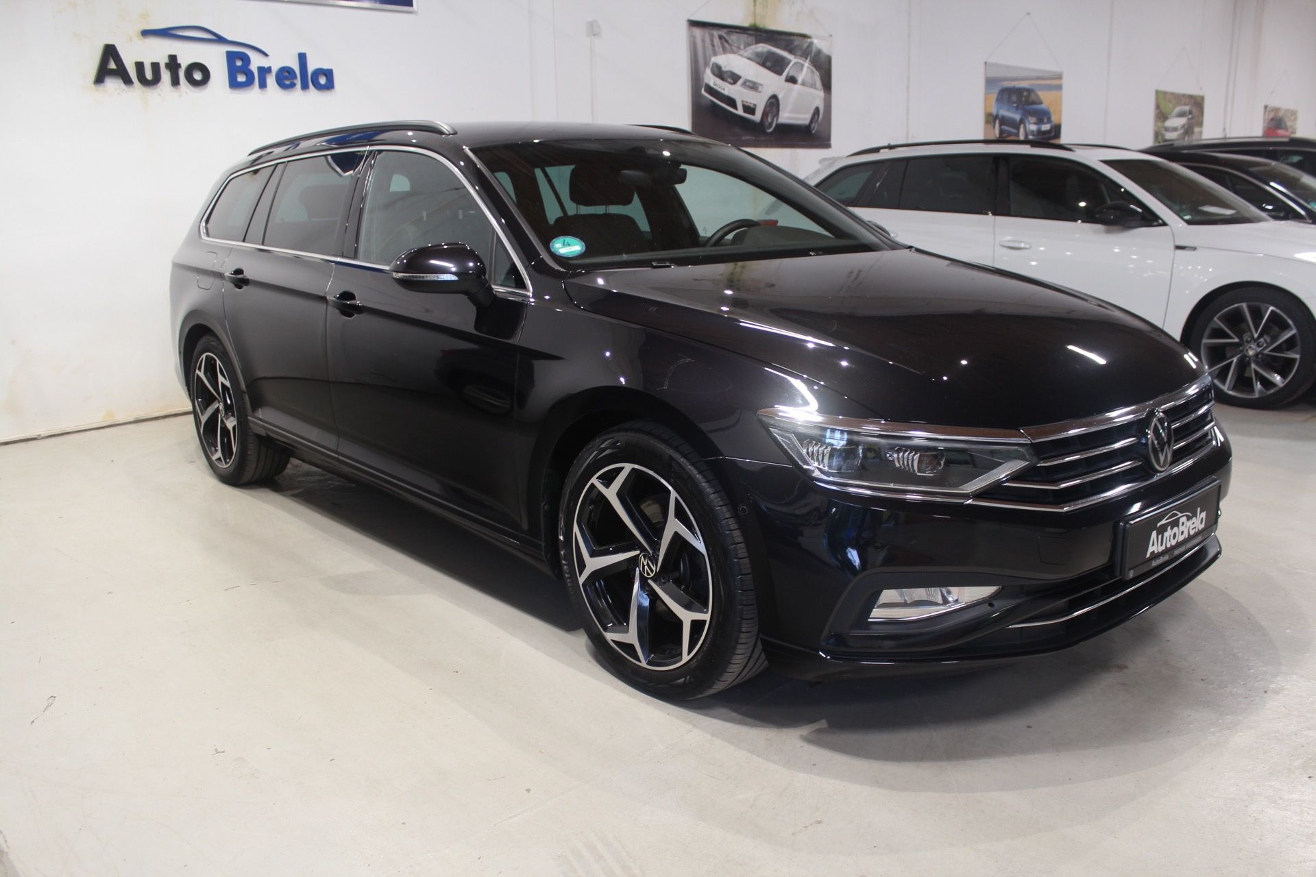 Volkswagen Passat, 2.0TDI DSG R-Line Paket - fotka 3
