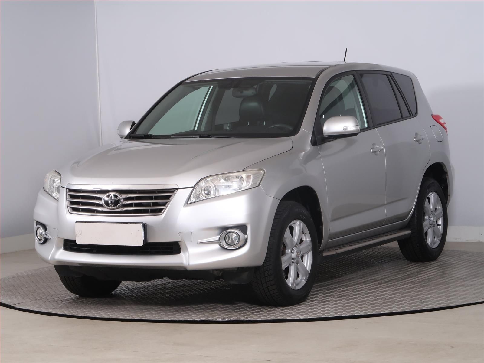 Toyota Rav4, 2.0 VVT-i, 4X4, Automat, ČR - fotka 2