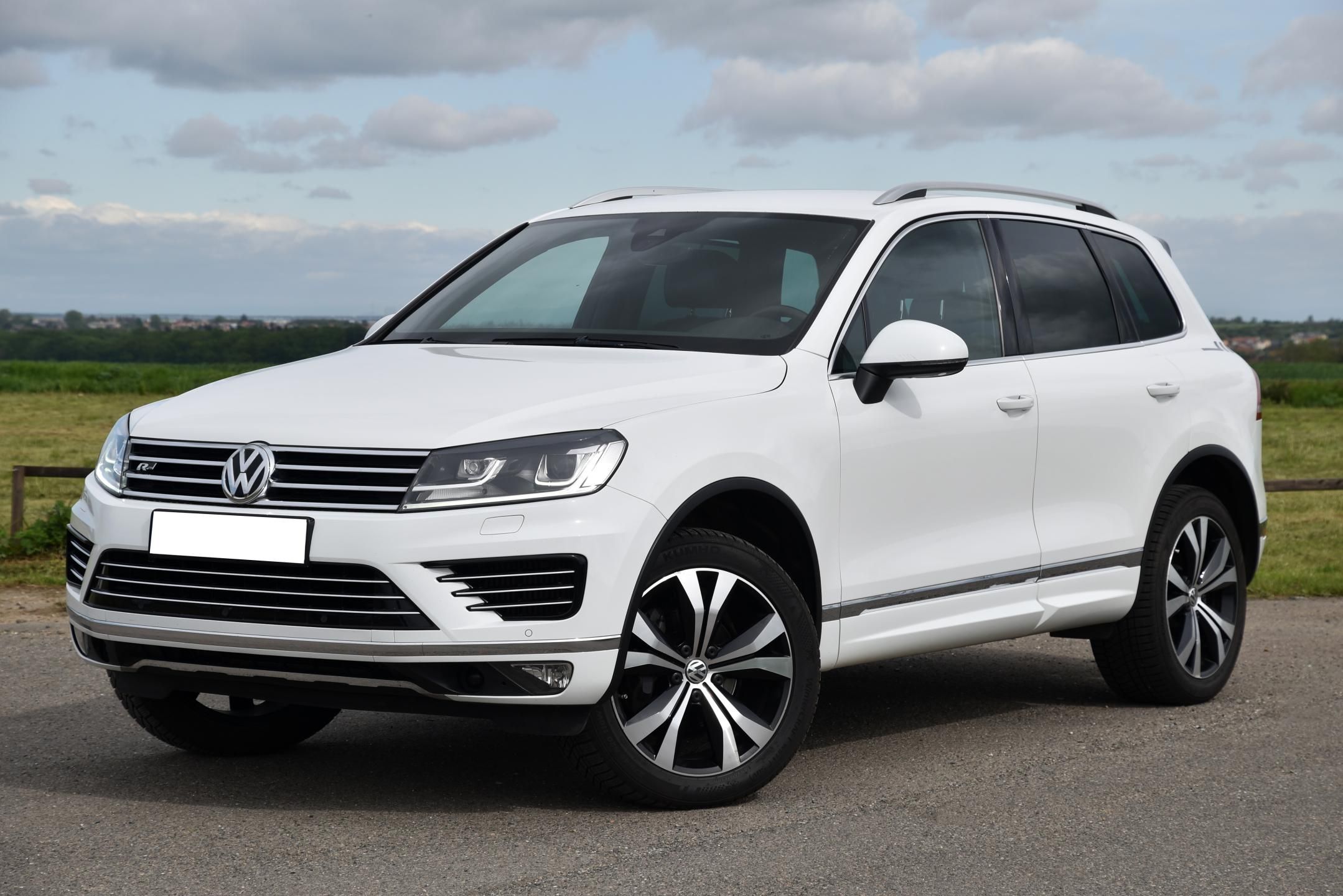 Volkswagen Touareg, 3.0 TDi V6 DSG 4M,R-LINE,FACE